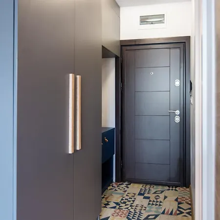 Artistic Flat In Center For Business&pleasure Trips